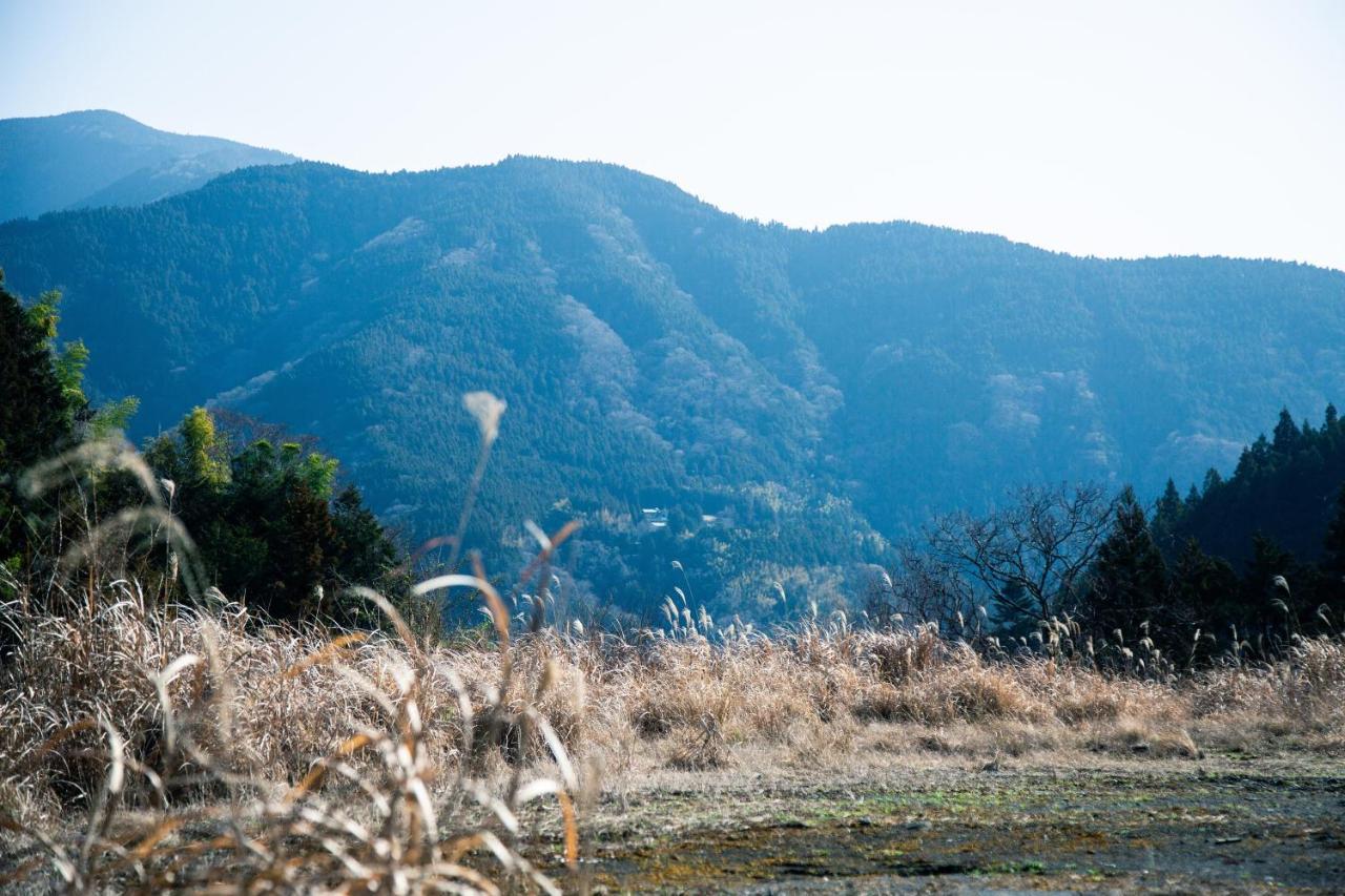 山の中の一棟貸切宿 五番地 Nambu (Yamanashi) Eksteriør billede